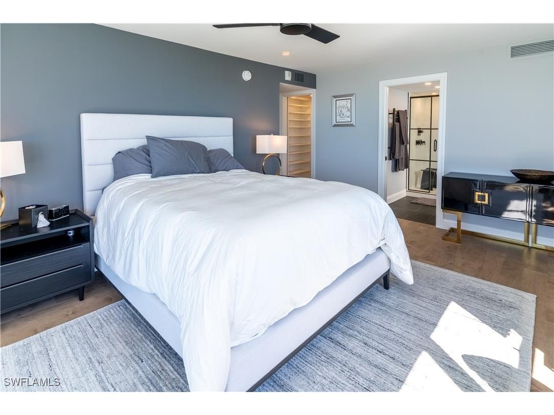 10701 Gulf Shore Drive #701 Naples FL 34108 225075704 image9