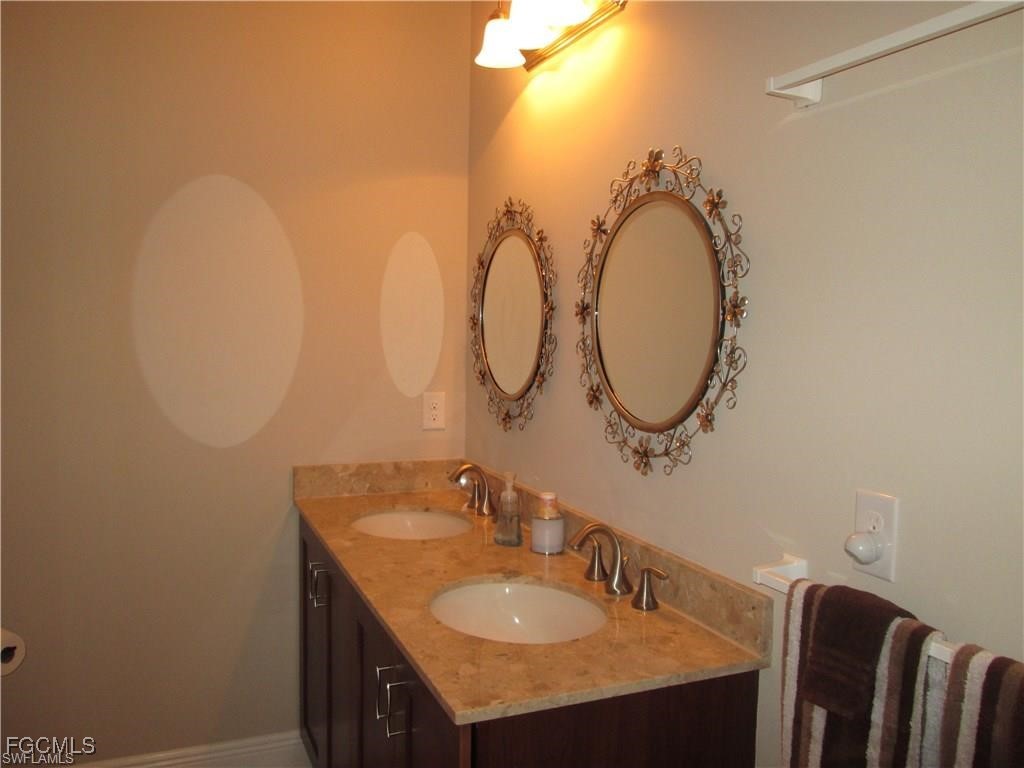 10702 Cetrella Drive Fort Myers FL 33913 2026003461 image9