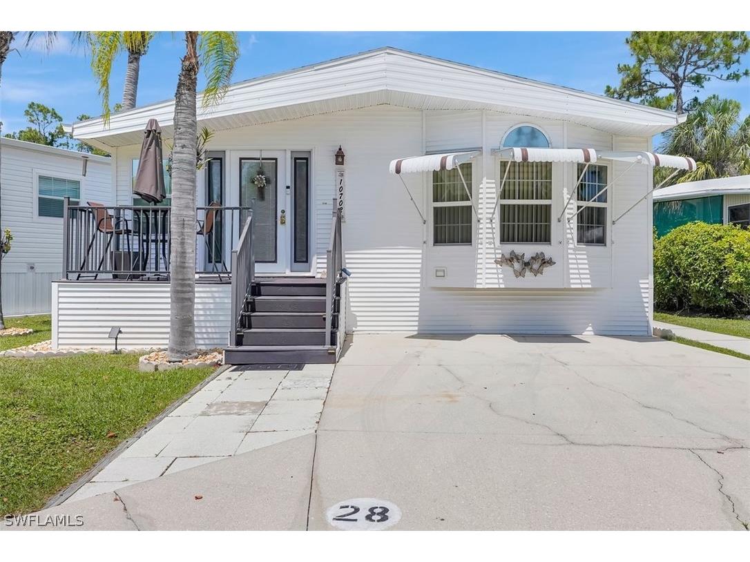 10702 Everglades Kite Circle Estero FL 33928 224044643 image1