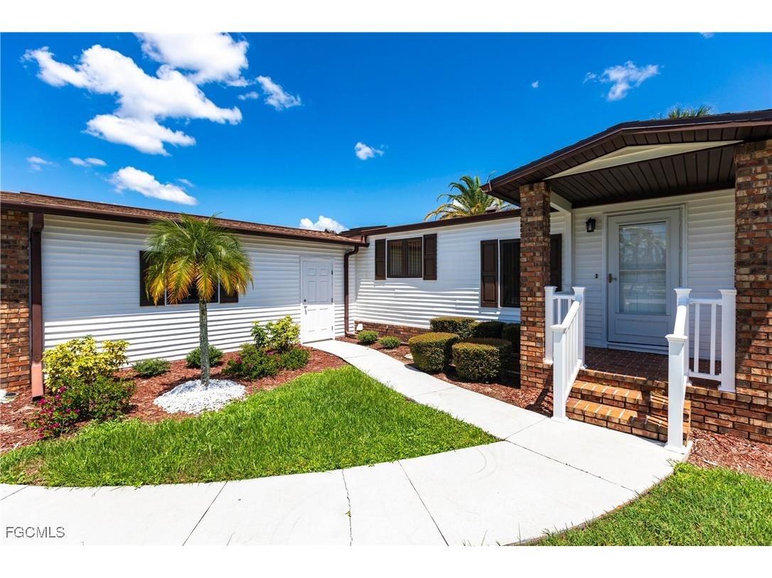 10716 Timber Pines Court North Fort Myers FL 33903 2025006573 image3