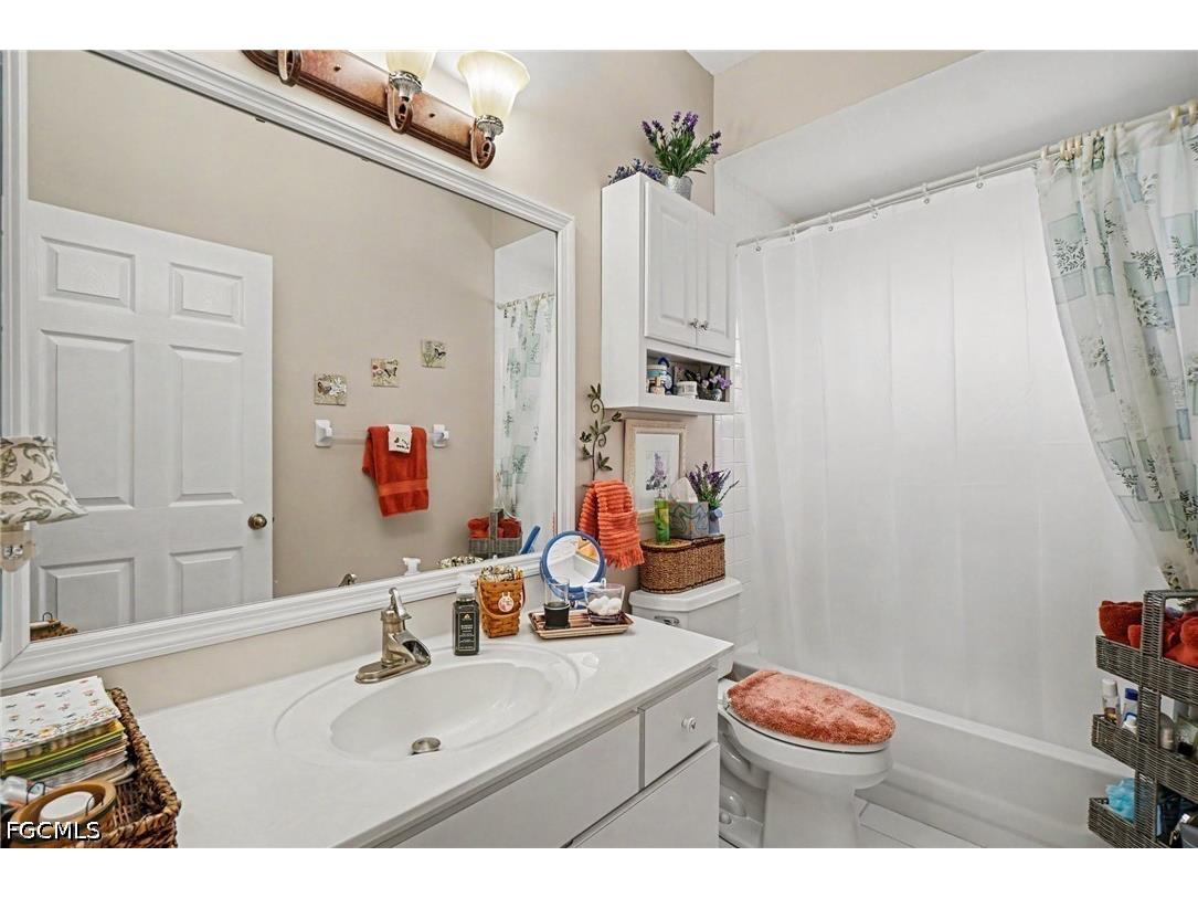 10718 Blue Bimini Circle Estero FL 33928 2026026167 image16