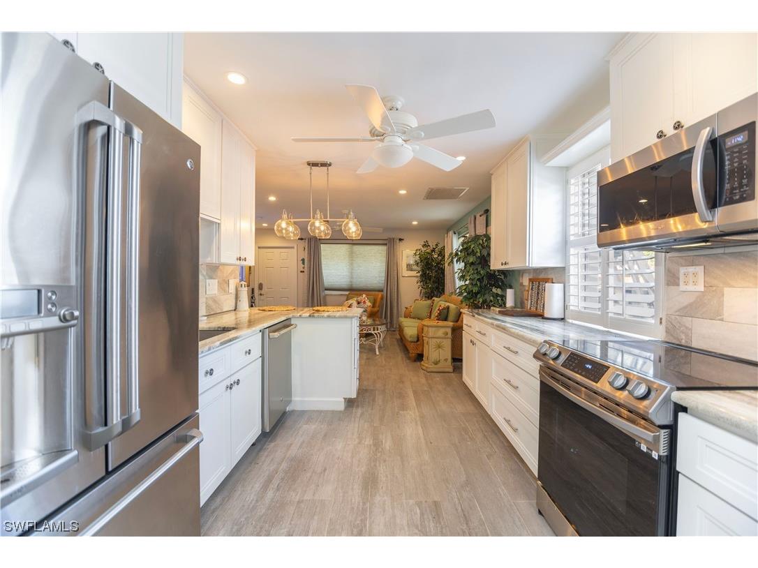 1072/1074 Granada Boulevard Naples FL 34103 223013806 image1