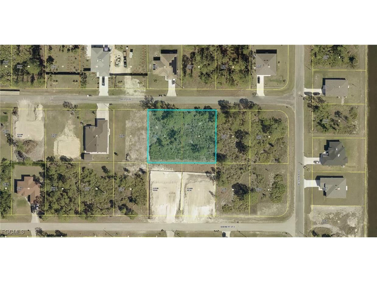 1072 Bells Street E Lehigh Acres FL 33974 2026001954 image1