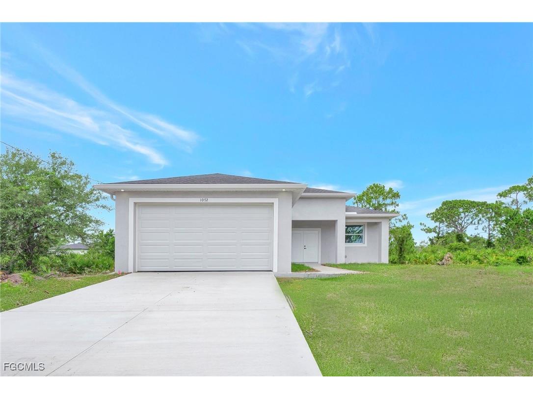 1072 Norton Avenue S Lehigh Acres FL 33974 2025009343 image1