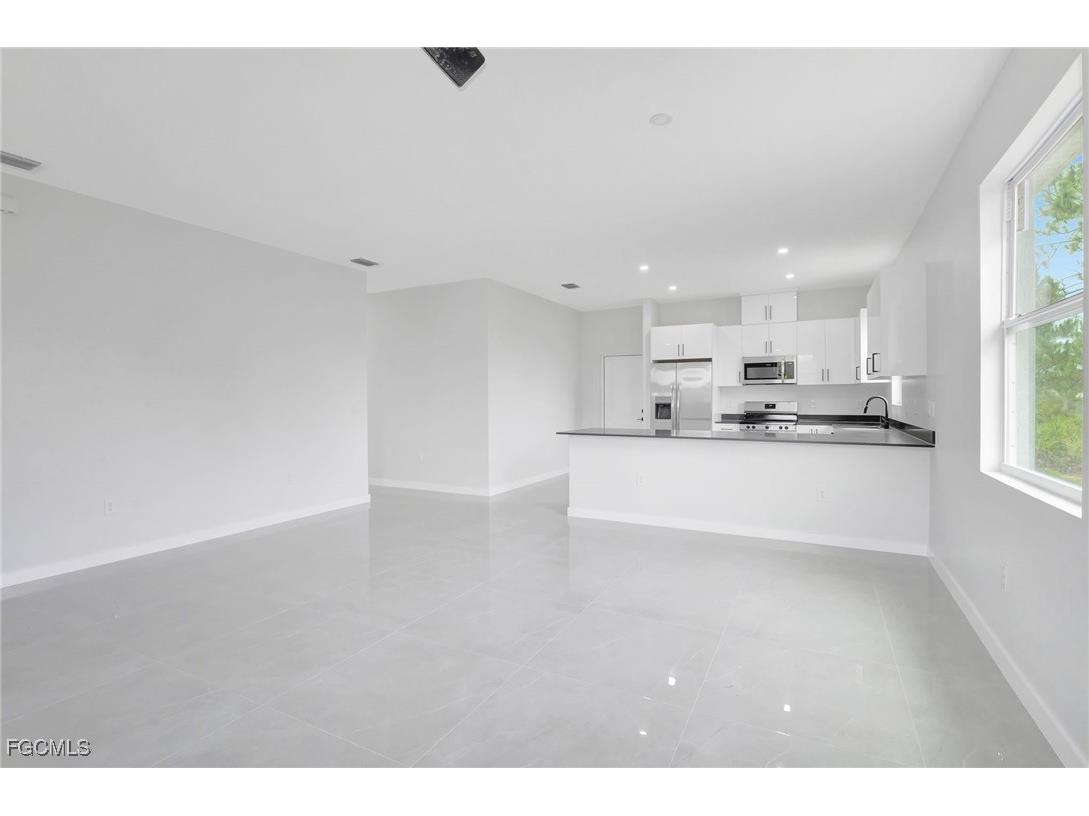 1072 Norton Avenue S Lehigh Acres FL 33974 2025009343 image18