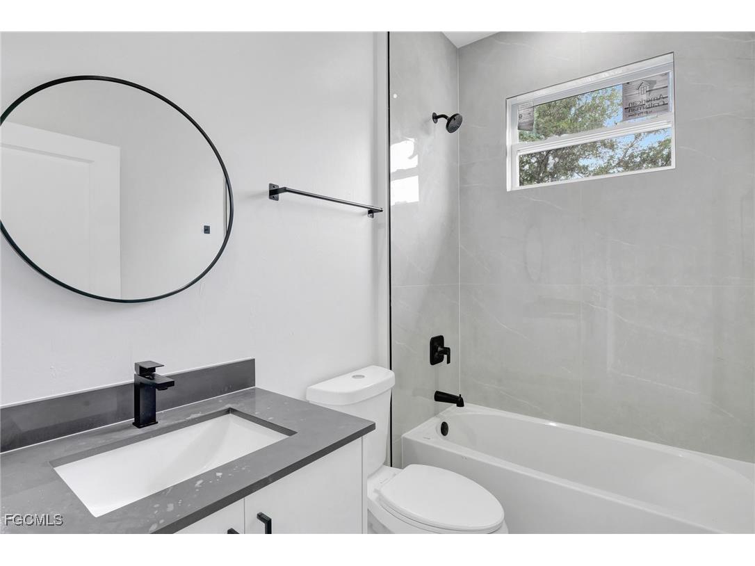 1072 Norton Avenue S Lehigh Acres FL 33974 2025021114 image10