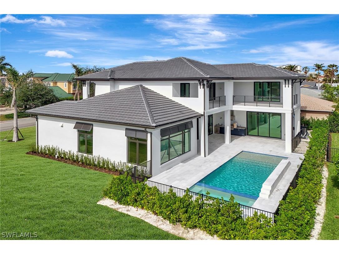 10720 Vanderbilt Drive Naples FL 34108 225007044 image2