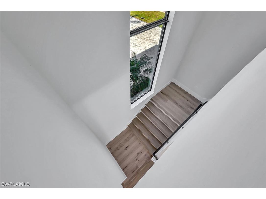 10720 Vanderbilt Drive Naples FL 34108 225007044 image21