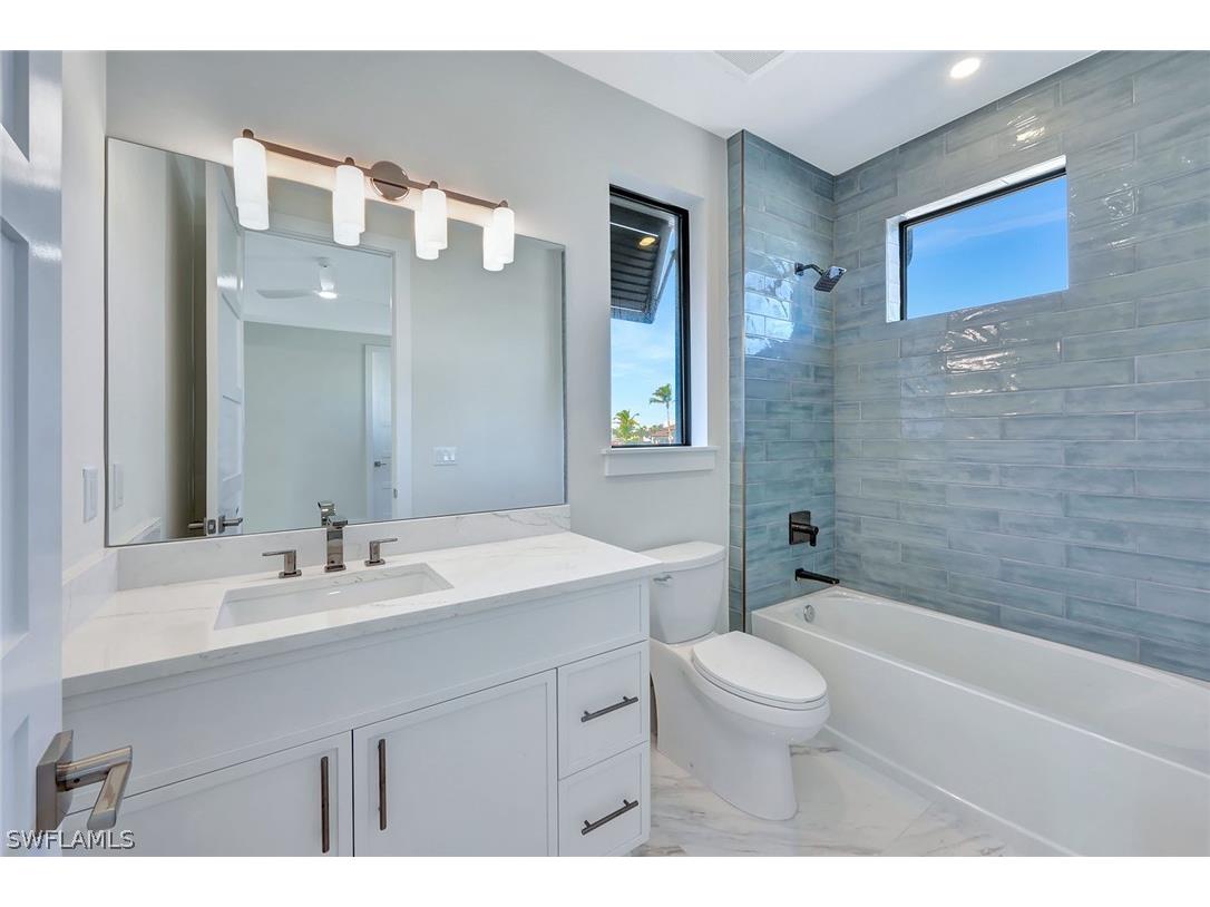 10720 Vanderbilt Drive Naples FL 34108 225007044 image27