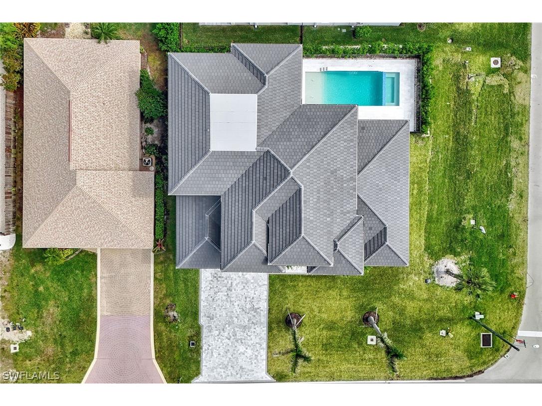 10720 Vanderbilt Drive Naples FL 34108 225007044 image4