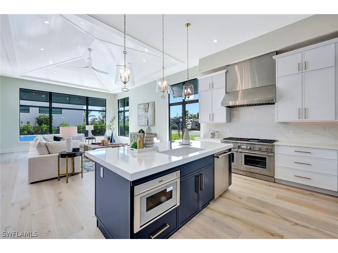 10720 Vanderbilt Drive Naples FL 34108 225007044 image9