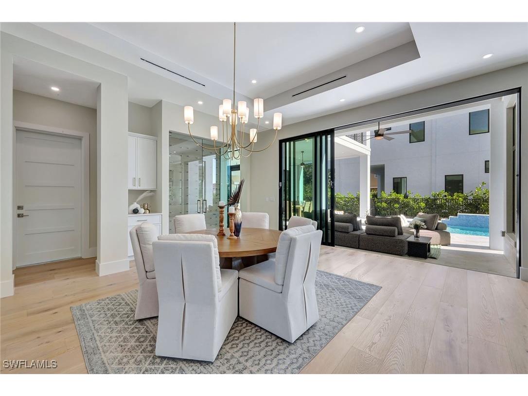 10720 Vanderbilt Drive Naples FL 34108 225070086 image4