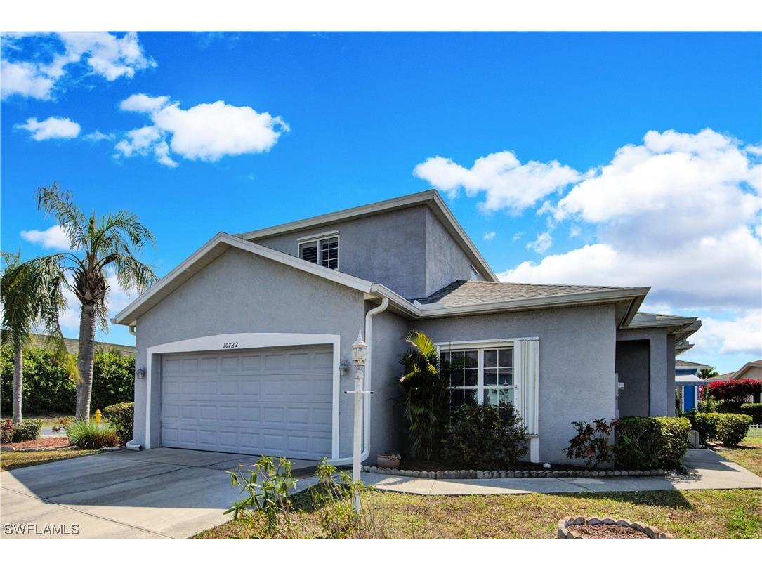 10722 Tropical Moon Court Estero FL 33928 223018083 image1