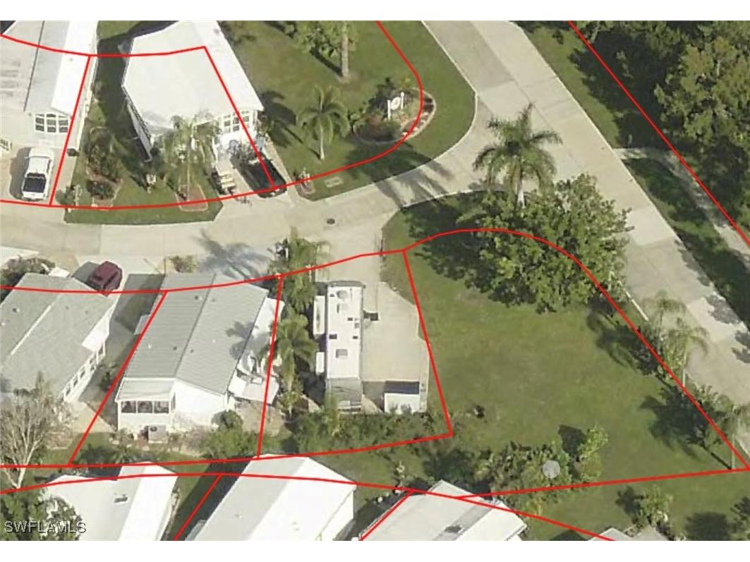 10726 Red Cardinal Circle Estero FL 33928 225022065 image1