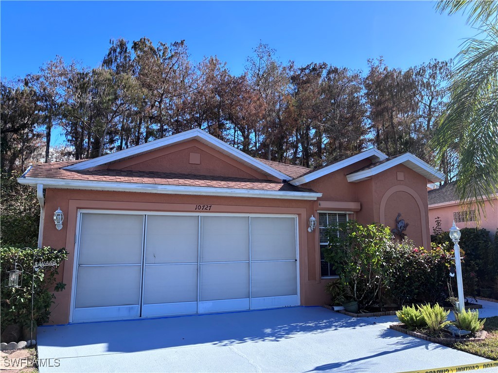 10727 Maui Circle Estero FL 33928 226001480 image1
