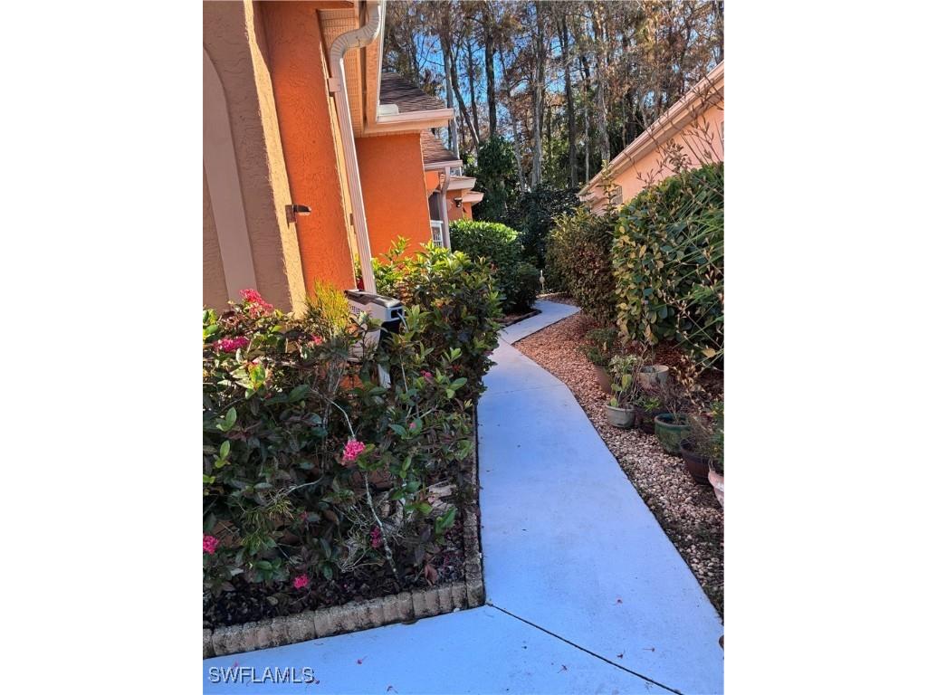 10727 Maui Circle Estero FL 33928 226001480 image2