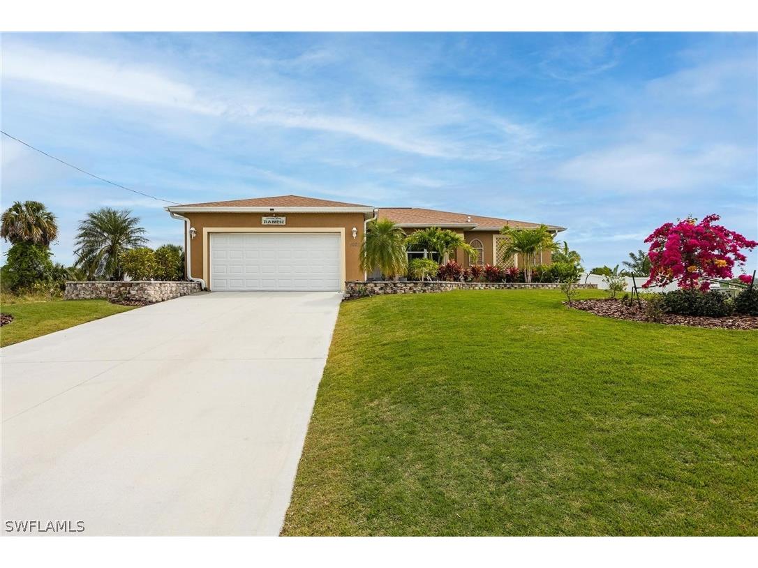 1073 E Bass Court Labelle FL 33935 224026641 image1