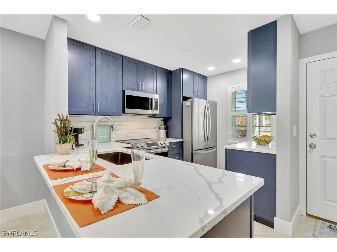 1073 Pine Isle Lane #1073 Naples FL 34112 224024952 image1