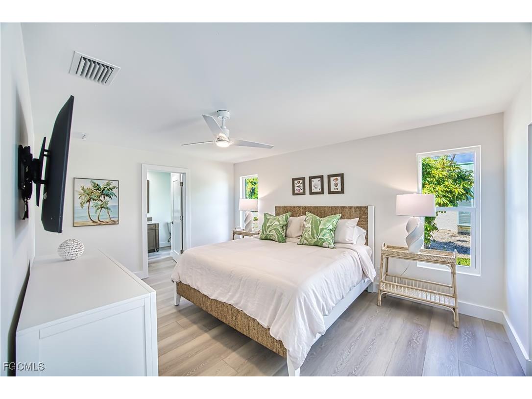 1073 Sand Castle Road Sanibel FL 33957 2025015922 image24