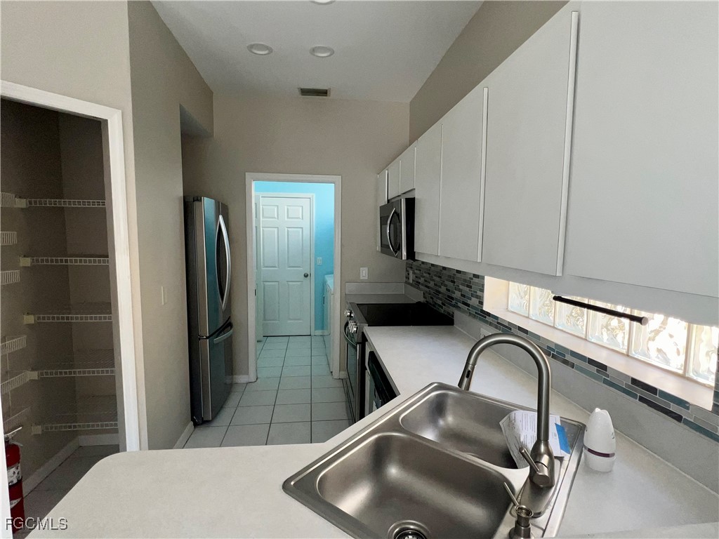 10730 Bahia Terrado Circle Estero FL 33928 2026005749 image10