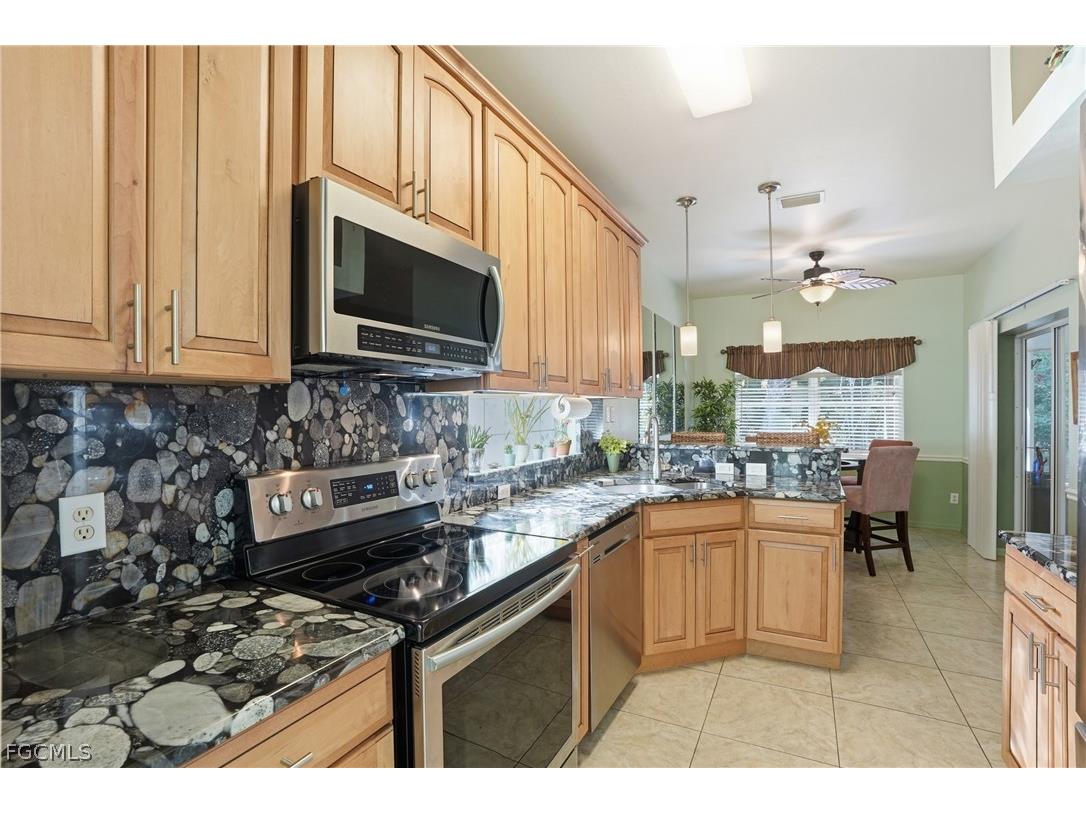 10730 Rio Mar Circle Estero FL 33928 2026012767 image11