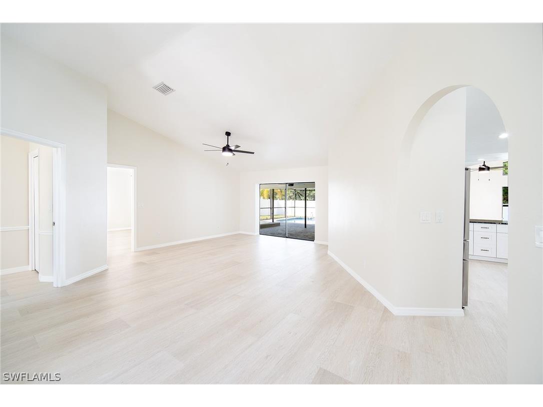 10731 Regent Circle Naples FL 34109 226009372 image11