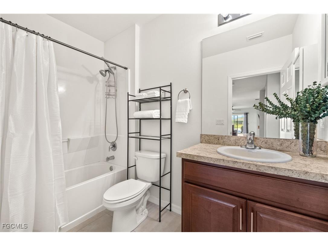 10733 Crossback Lane Lehigh Acres FL 33936 2025008010 image25