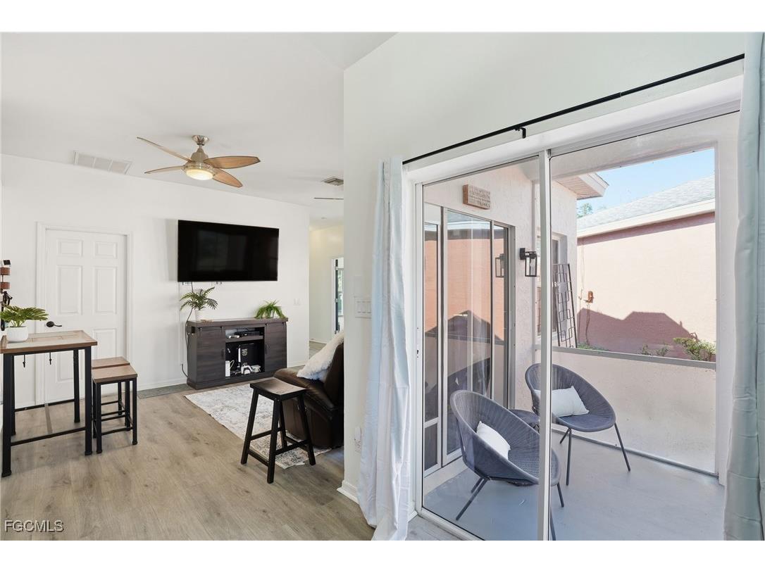 10733 Rio Mar Circle Estero FL 33928 2025015769 image8