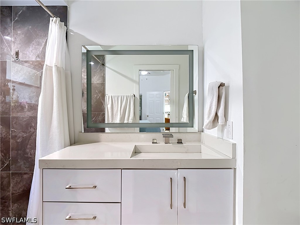 10735 San Tropez Circle Estero FL 33928 226021858 image12