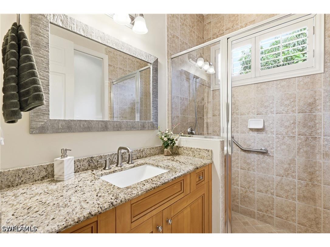  Naples FL 34119 226021204 image19