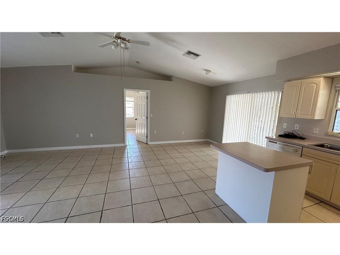 10738 Cocoatree Court Lehigh Acres FL 33936 2026020685 image2