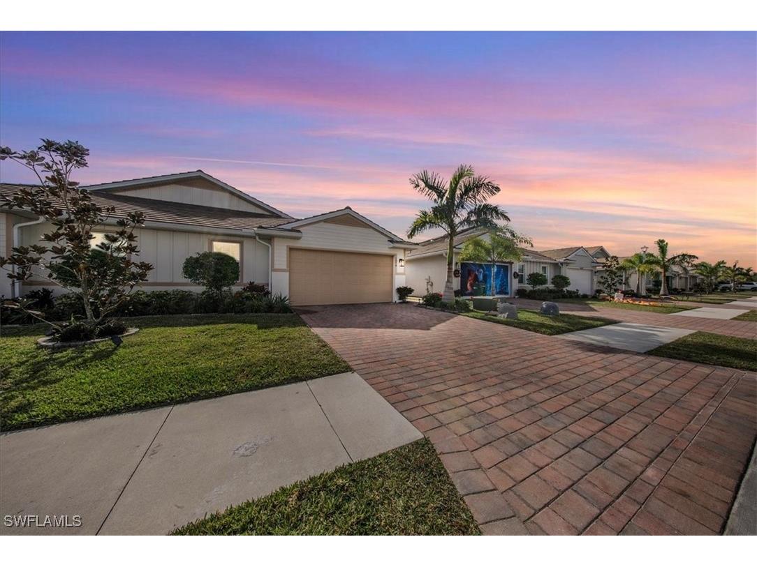 1074 Enbrook Loop Naples FL 34114 225083029 image1