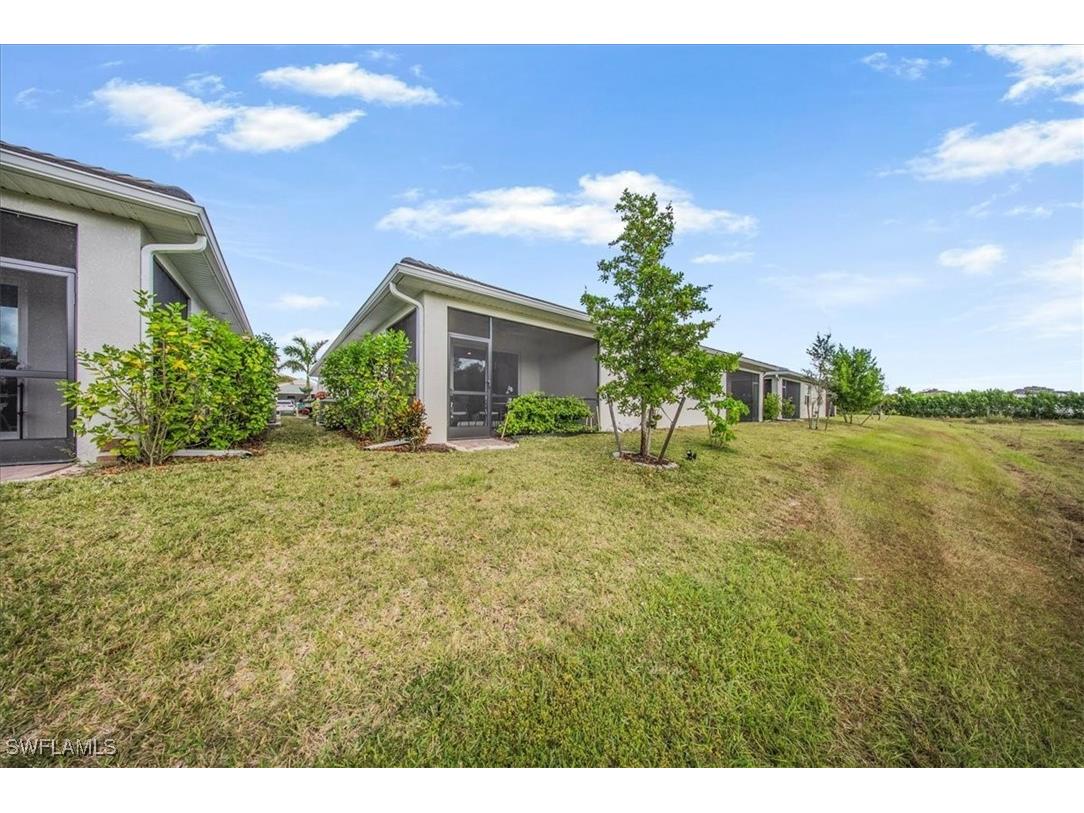 1074 Enbrook Loop Naples FL 34114 225083029 image4