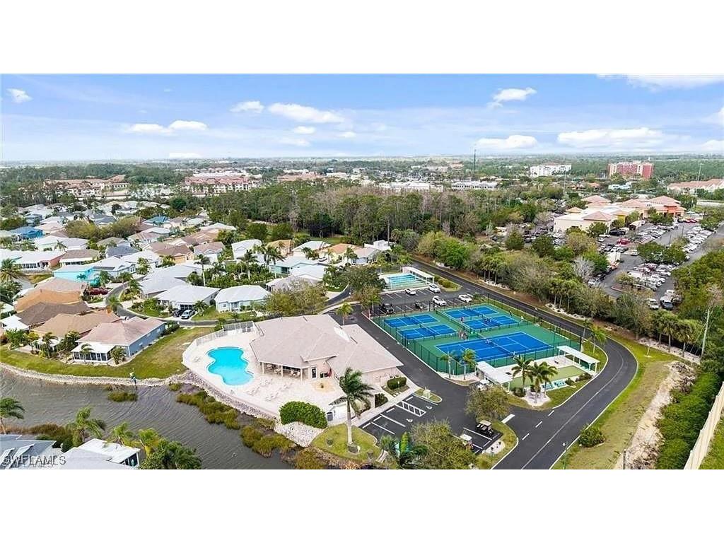 10740 Pearl Bay Circle Estero FL 33928 225061081 image1