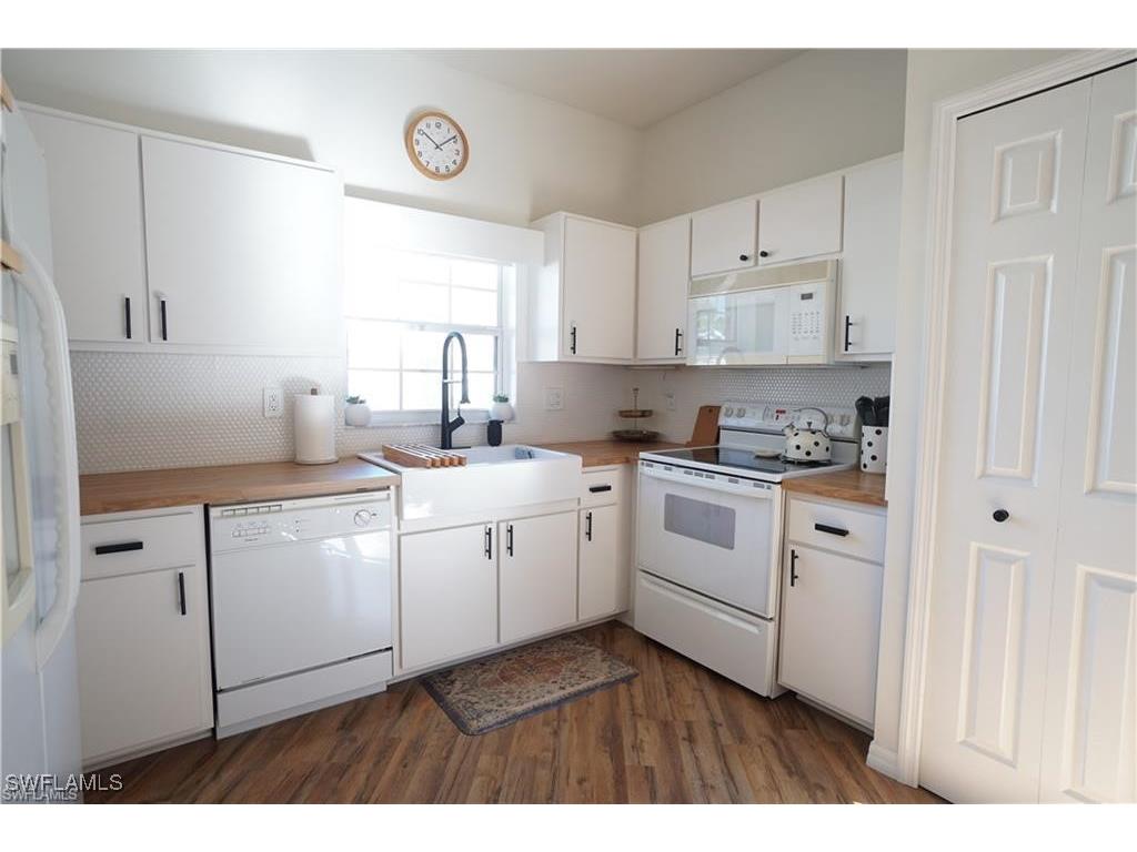 10740 Pearl Bay Circle Estero FL 33928 225061081 image5