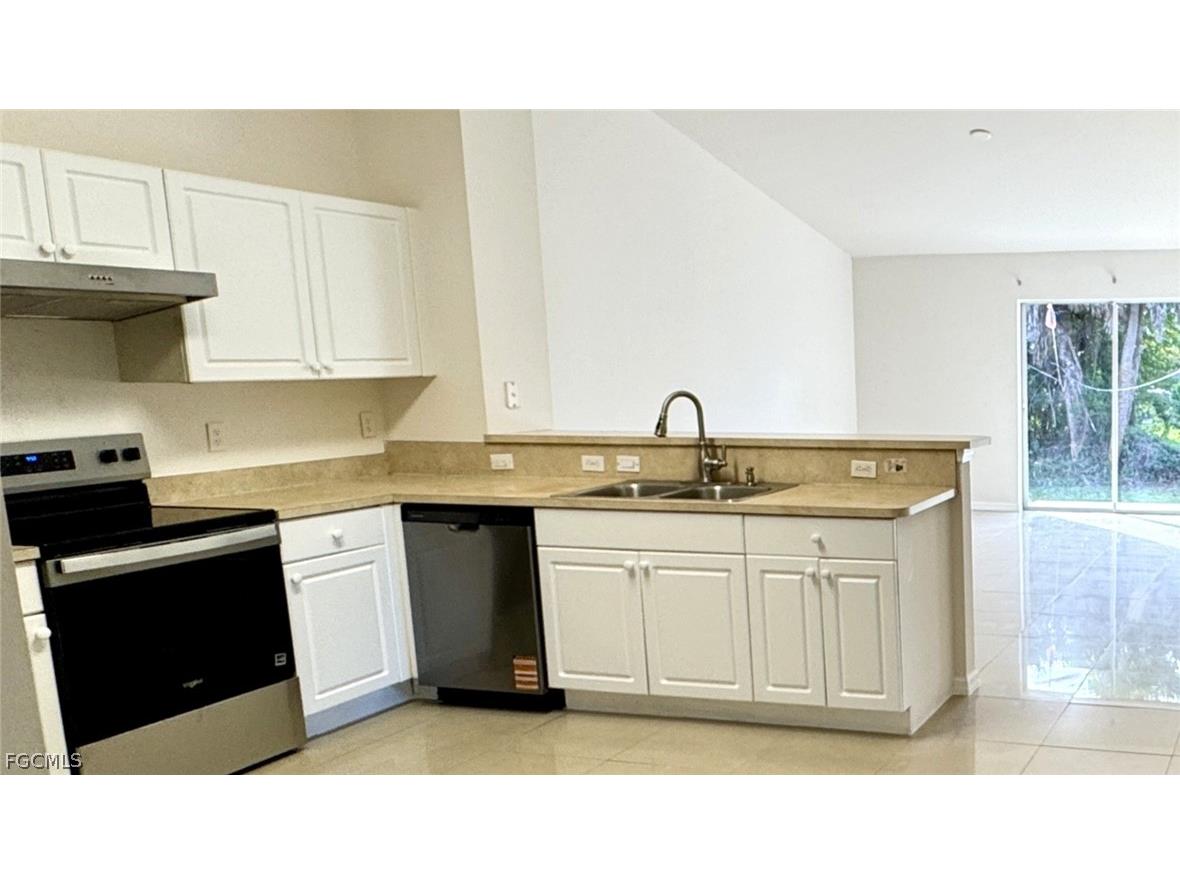 10743 Robinson Street Fort Myers FL 33908 2026001825 image1