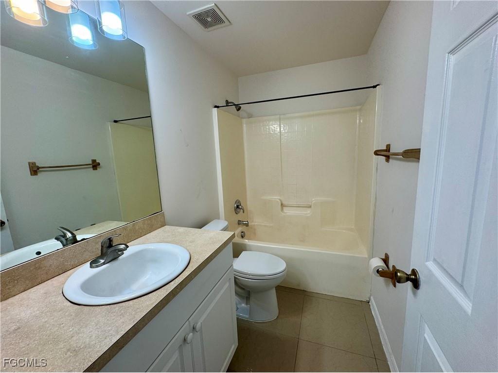 10743 Robinson Street Fort Myers FL 33908 2026001825 image8
