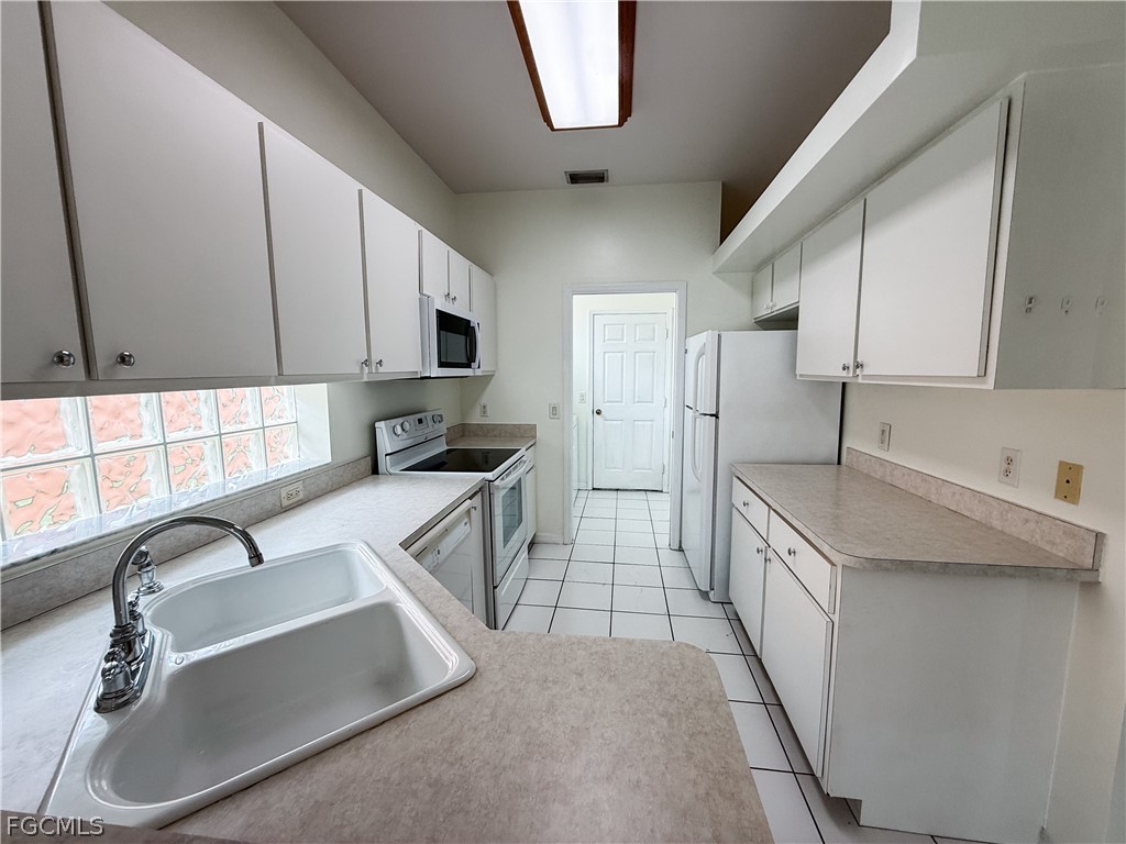 10744 Blue Bimini Circle Estero FL 33928 2026008650 image12