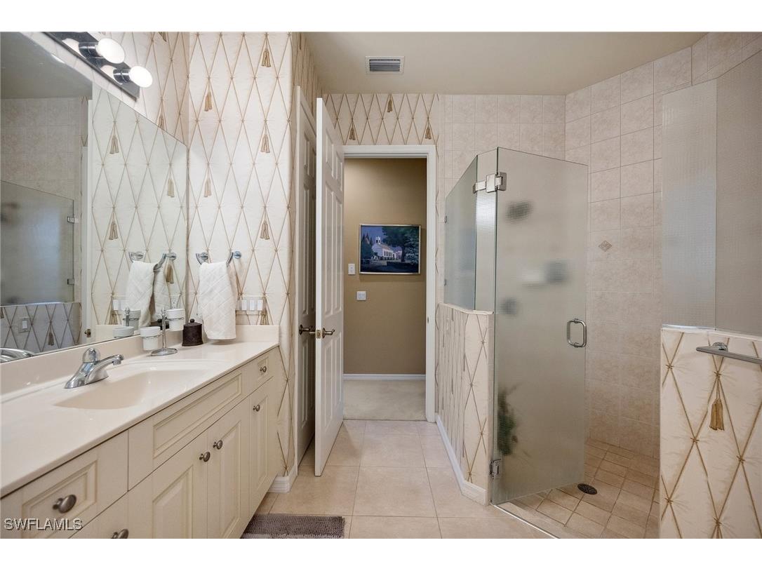 10748 Fieldfair Drive Naples FL 34119 225081386 image22