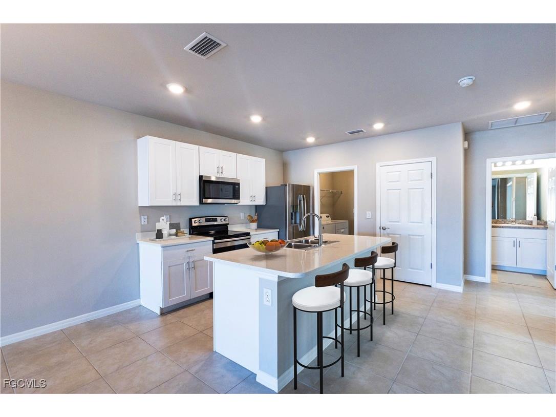 10749 Crossback Lane Lehigh Acres FL 33936 2025022437 image2