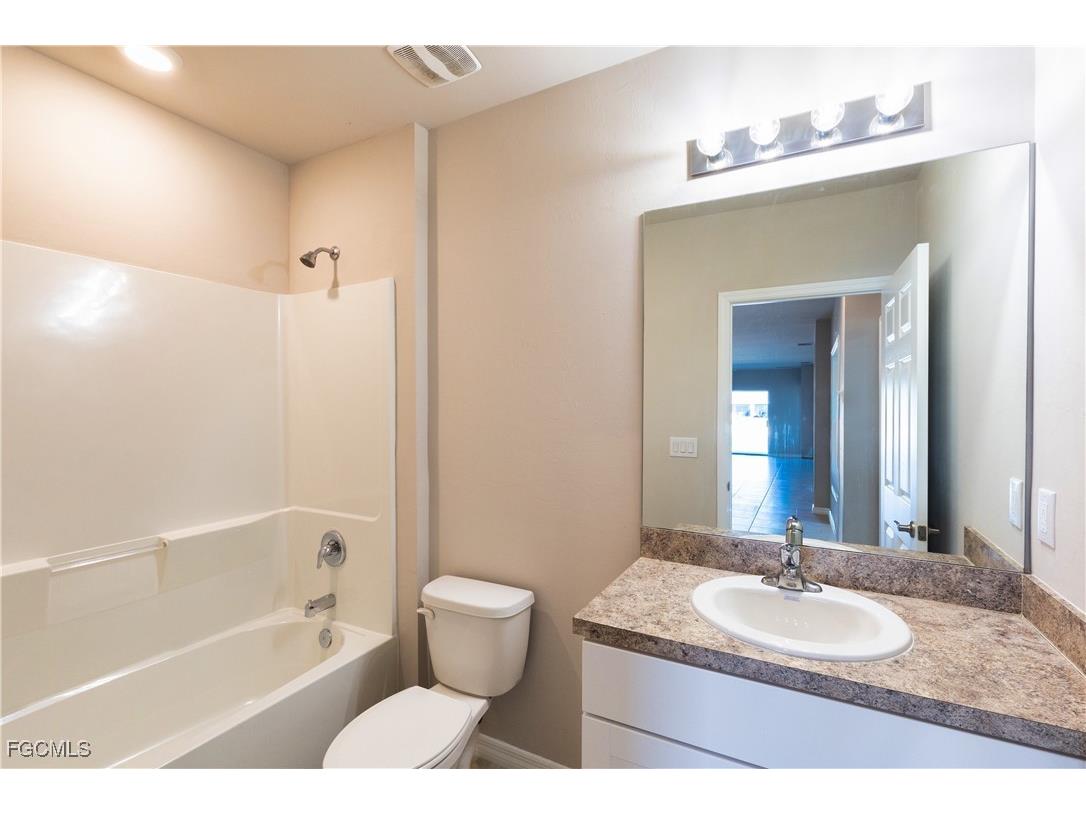 10749 Crossback Lane Lehigh Acres FL 33936 2025022437 image9