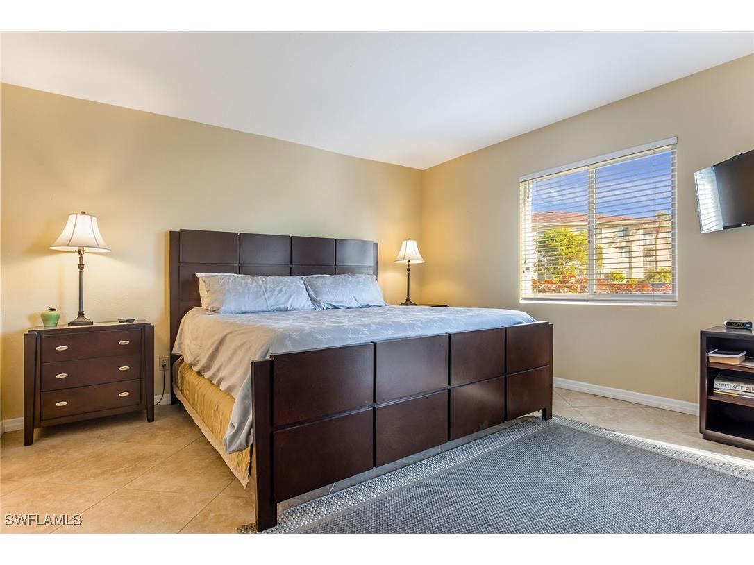 1075 Foxfire Lane #103 Naples FL 34104 225059098 image10