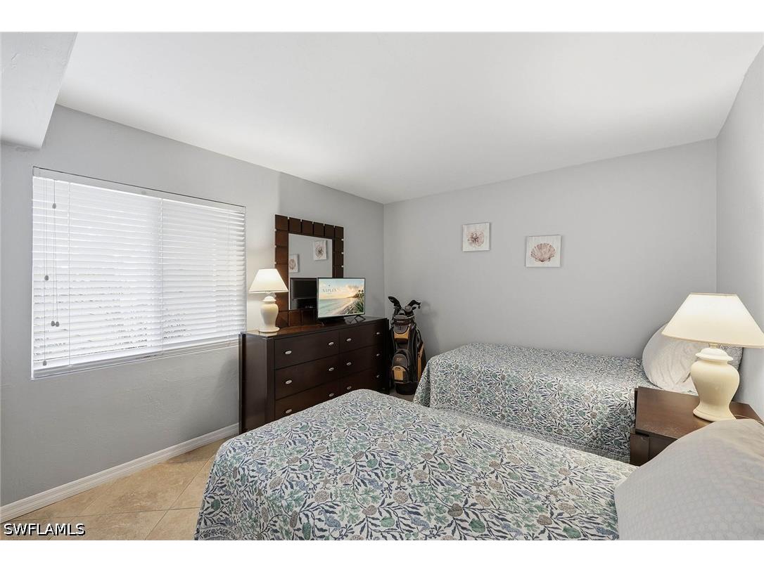 1075 Foxfire Lane #103 Naples FL 34104 226024684 image13