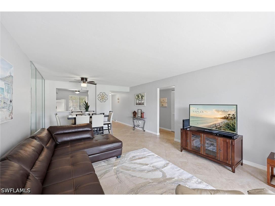 1075 Foxfire Lane #103 Naples FL 34104 226024684 image4