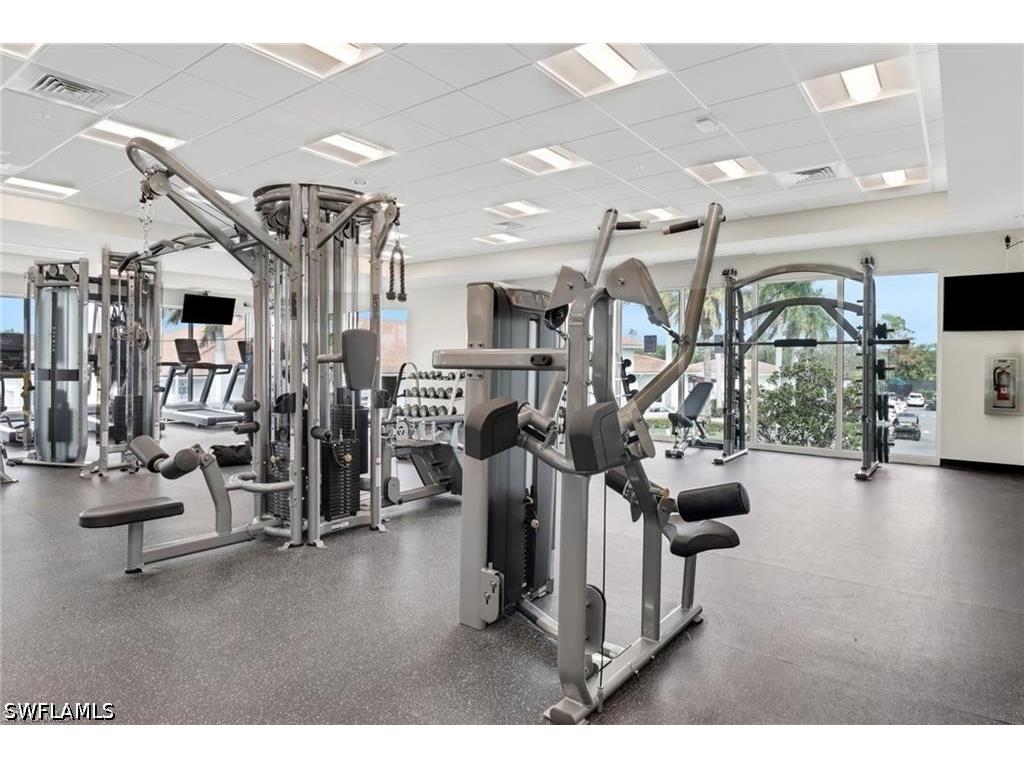 1075 Foxfire Lane #201 Naples FL 34104 226022672 image28
