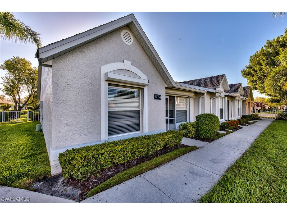 10754 Queen Anne Lane #1701 Naples FL 34109 223071983 image1