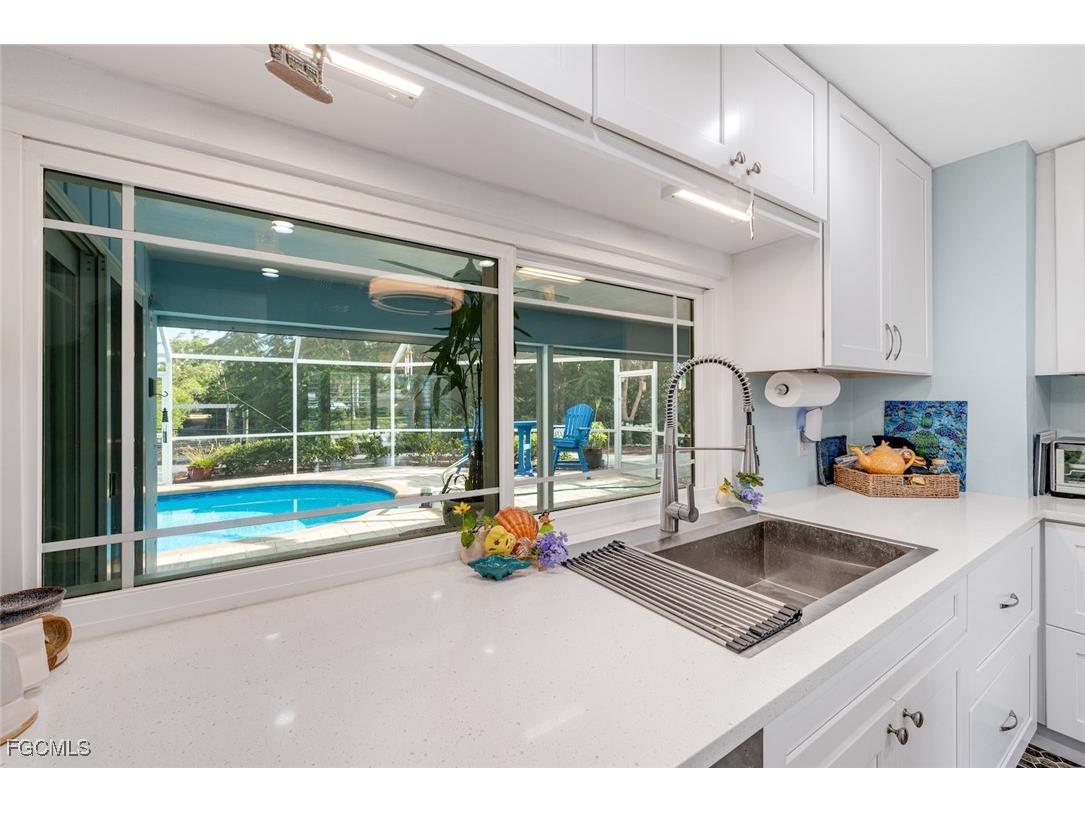 1076 Captains Walk Street Sanibel FL 33957 2025021024 image20