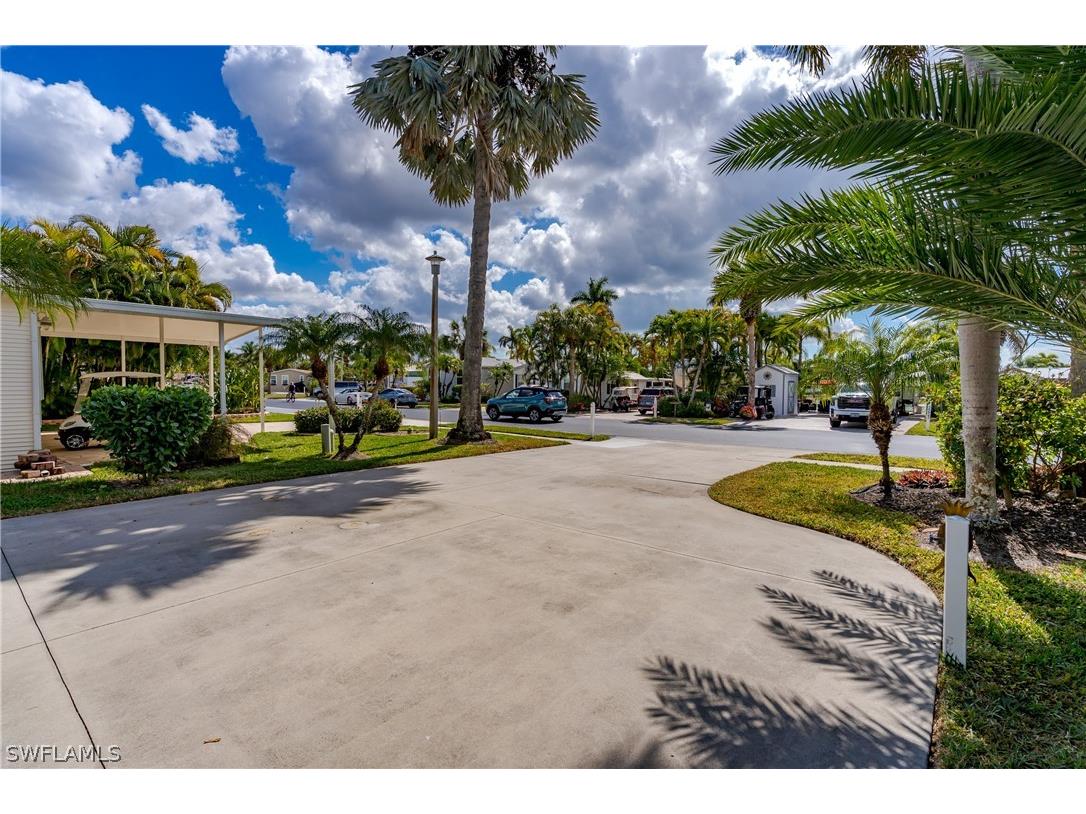 1076 Diamond Lake Circle Naples FL 34114 226007498 image23