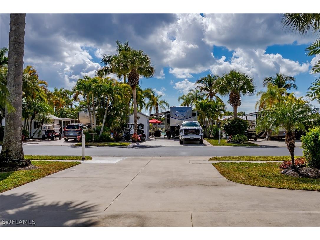 1076 Diamond Lake Circle Naples FL 34114 226007498 image26