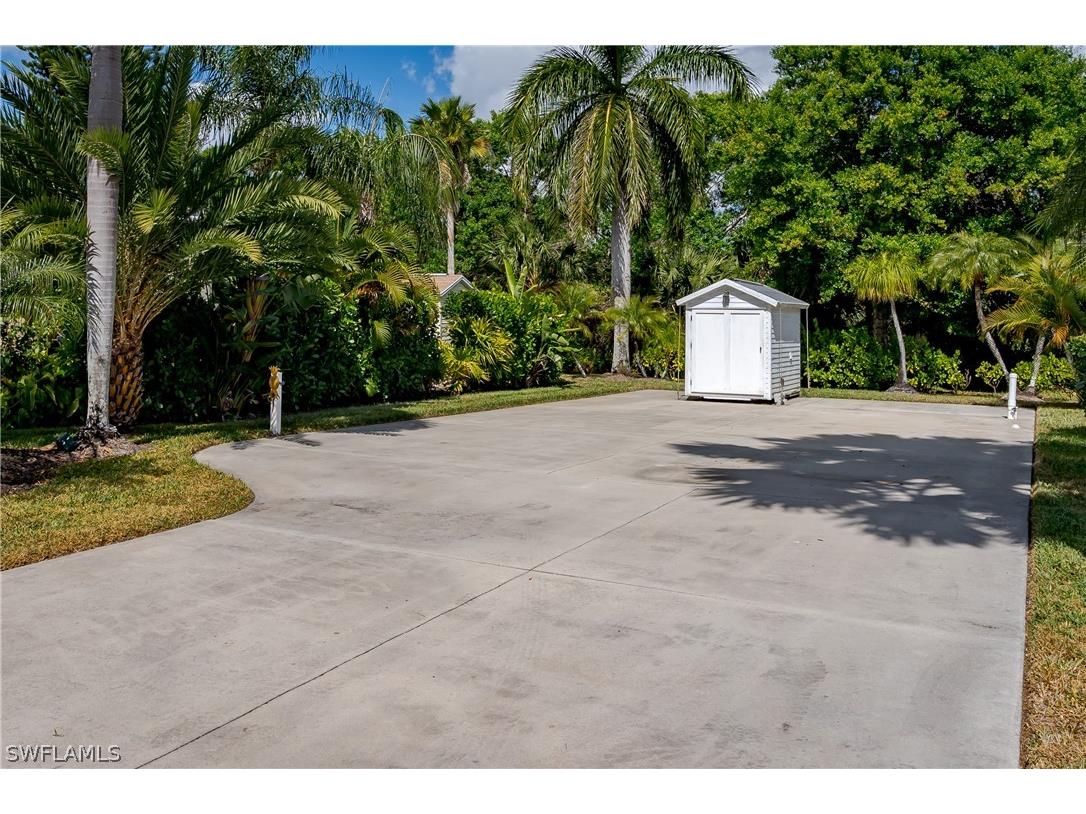 1076 Diamond Lake Circle Naples FL 34114 226007498 image31